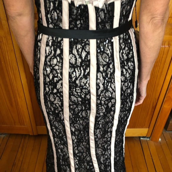 Beautiful Black Gown - Picture 3 of 6